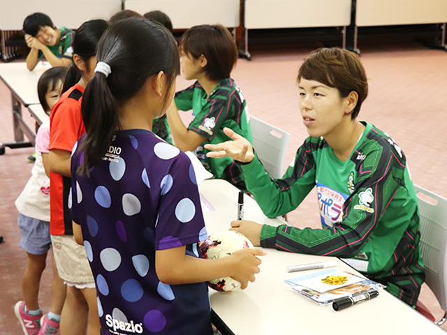 日テレ・ベレーザ#22 岩清水梓選手