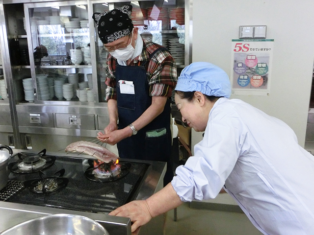 駒沢学園健康栄養相談室　第3回食文化料理教室