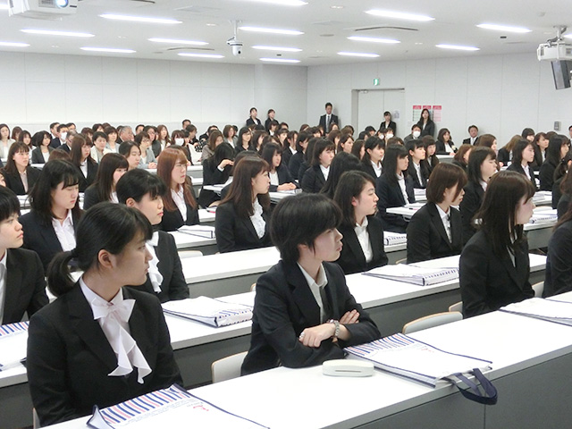 学科別説明会の様子