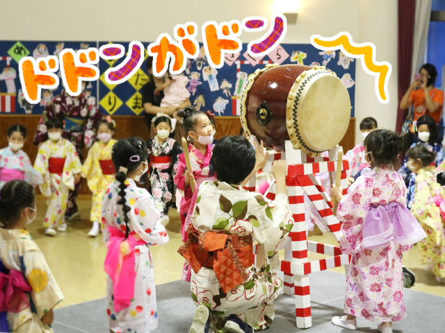 年長さんにはかっこよく、太鼓をたたいてもらいました。